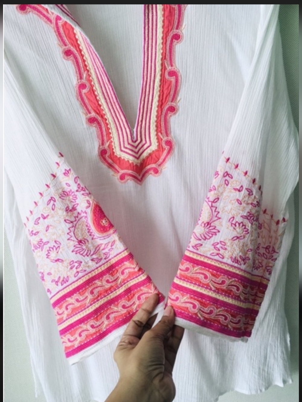 Coldwater Creek White Tunic with Pink and Coral Embroidery 2x